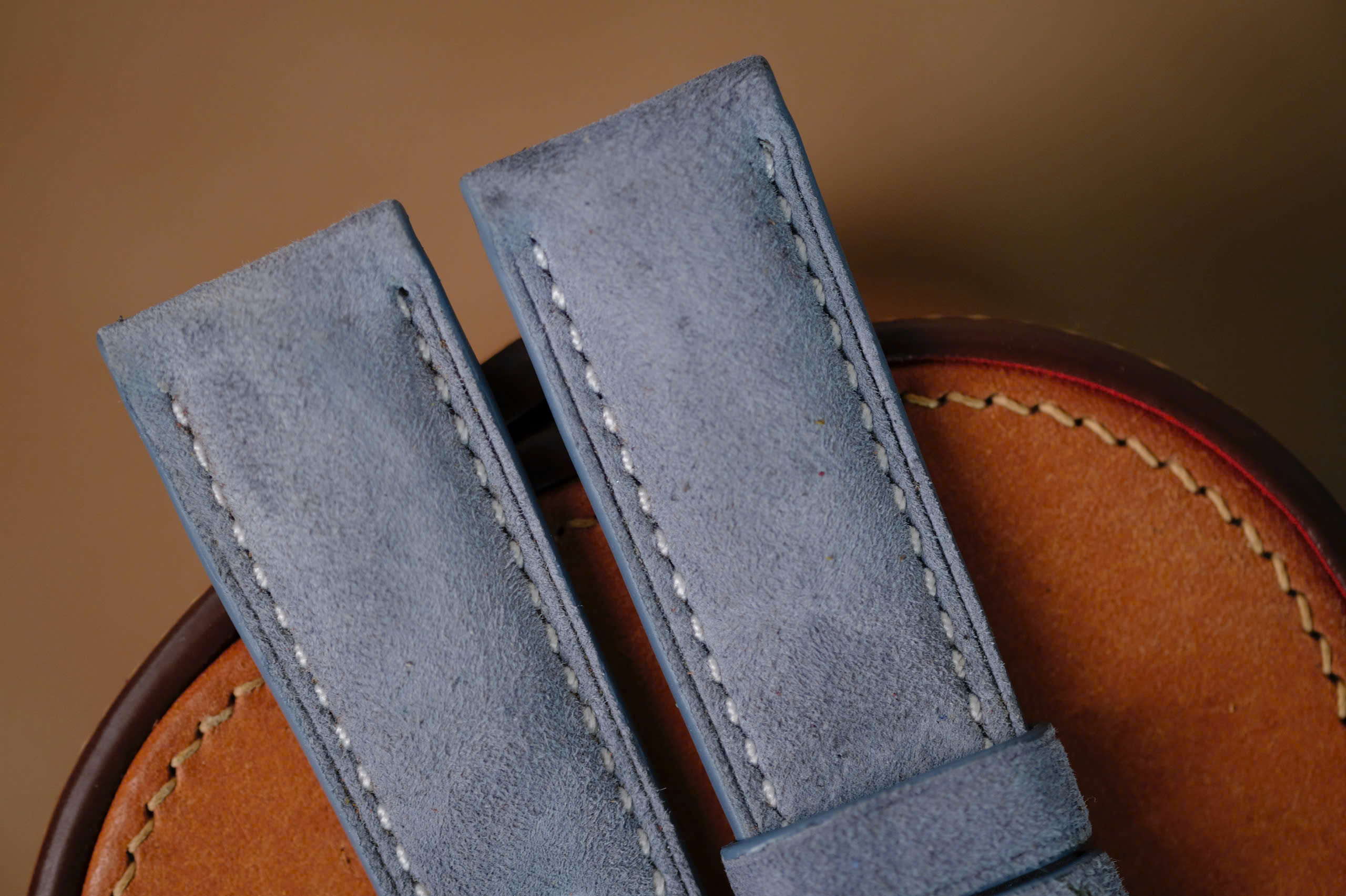 Handmade light gray suede strap for Panerai - Image 3