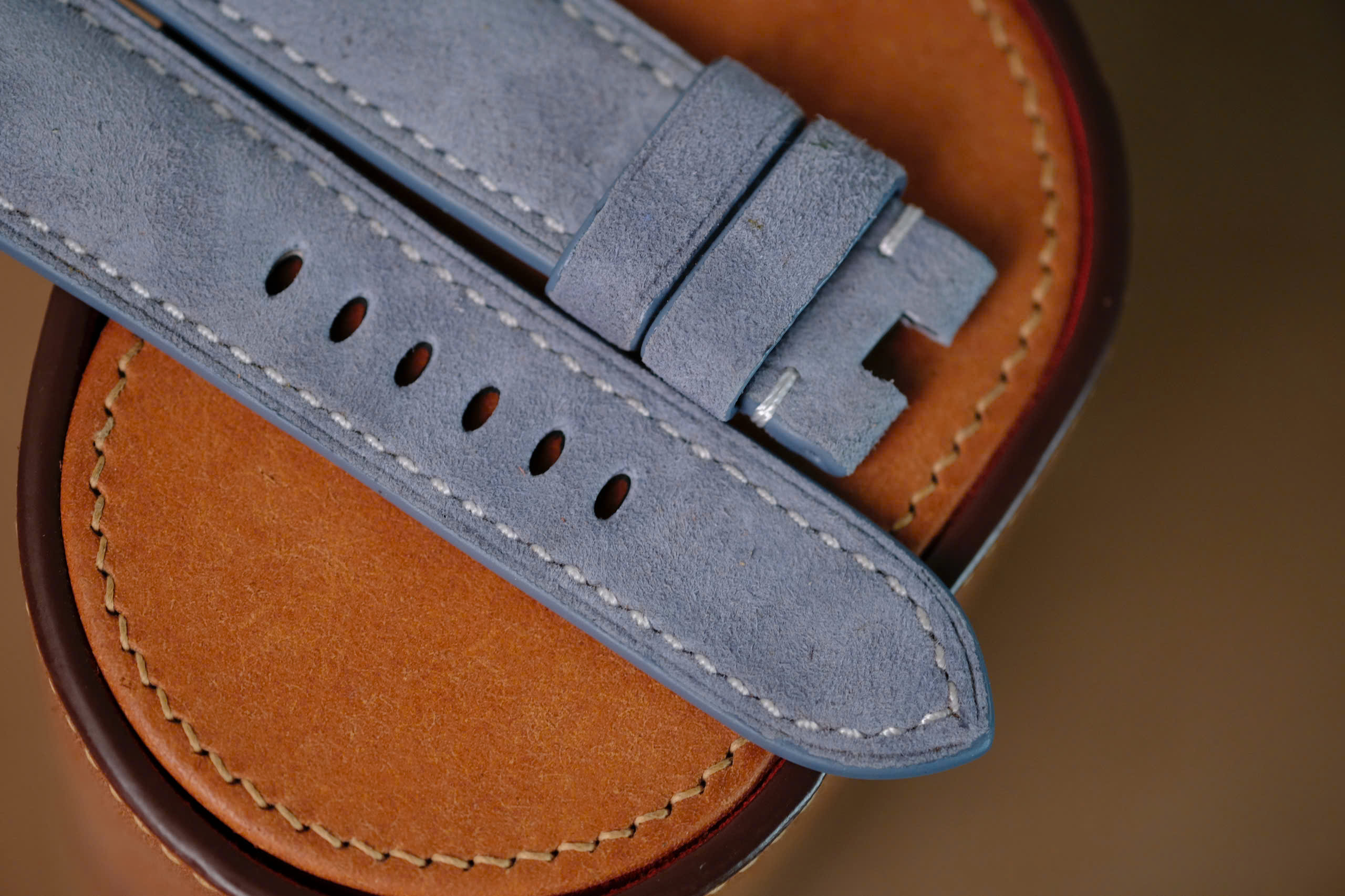 Handmade light gray suede strap for Panerai - Image 4